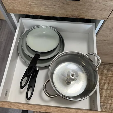 Apartment Rak Jestrabi *